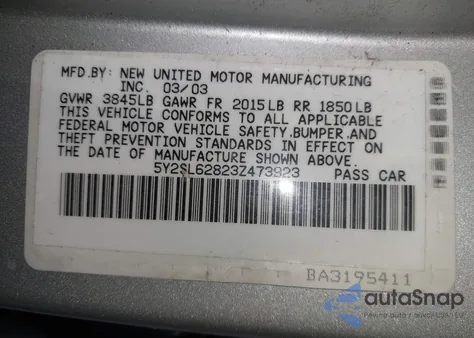 2003 Pontiac Vibe from USA, damaged, VIN 5Y2SL62823Z473923